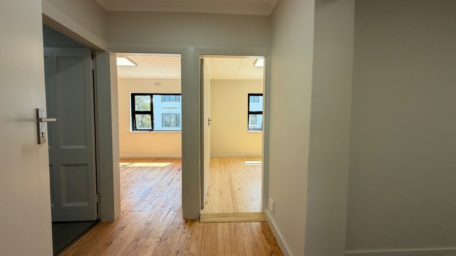 To Let Commercial Property for Rent in Somerset West Western Cape